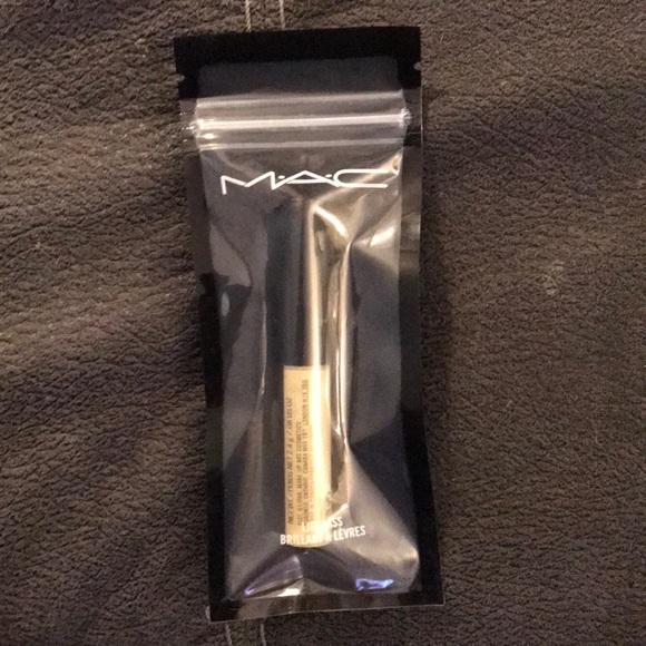 🧚♀️LITTLE LOVELY MAC DISCONTINUED MINI Lip Glass NWT/SEALED - Picture 7 of 8